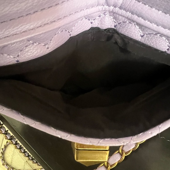 Betsey Johnson Light Purple Heart Mini Bag - Picture 9 of 11
